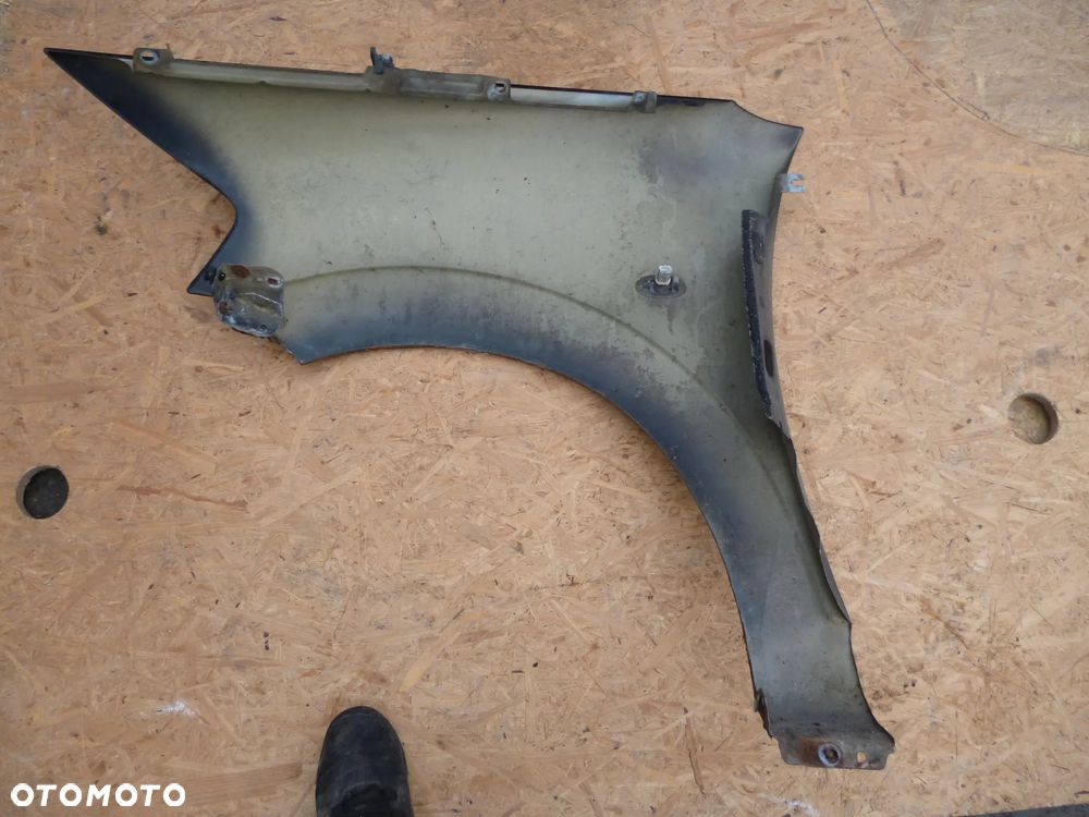 CITROEN C3 BŁOTNIK PRAWY - 4