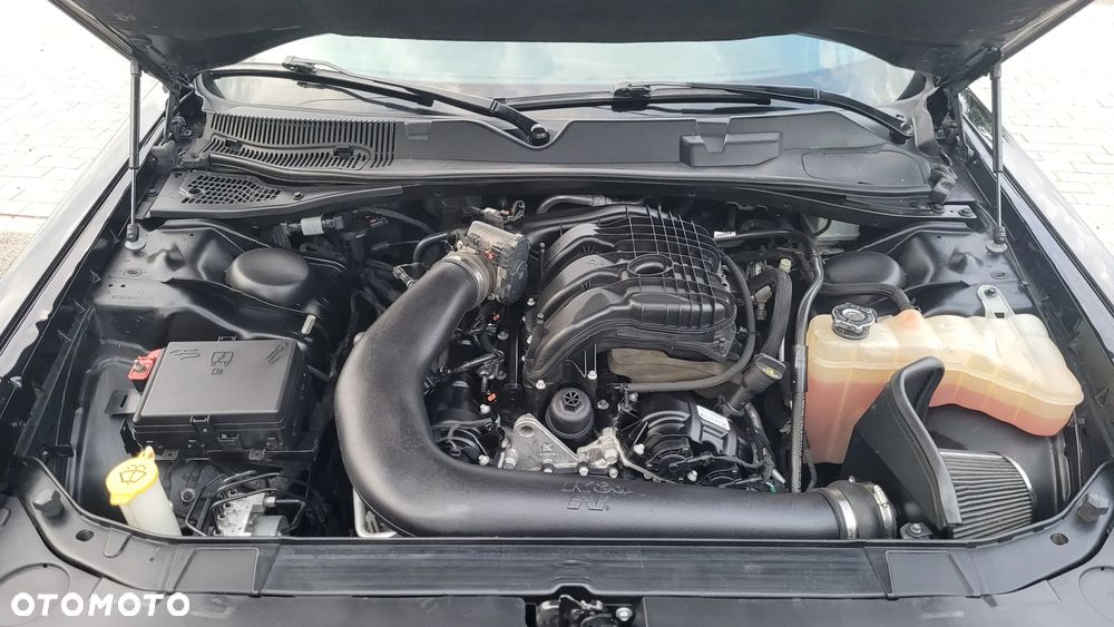 Dodge Challenger - 17