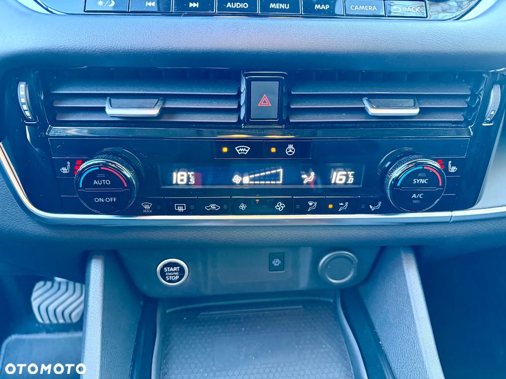 Nissan Qashqai 1.3 DIG-T MHEV Xtronic N-Connecta - 12