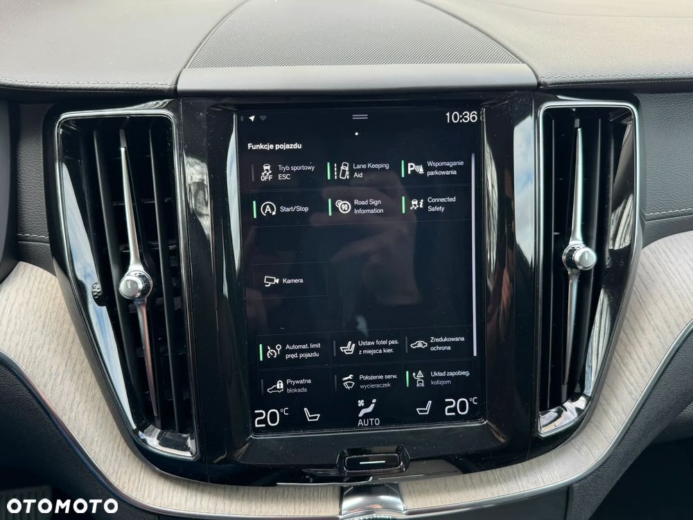 Volvo XC 60 B4 D AWD Inscription - 18