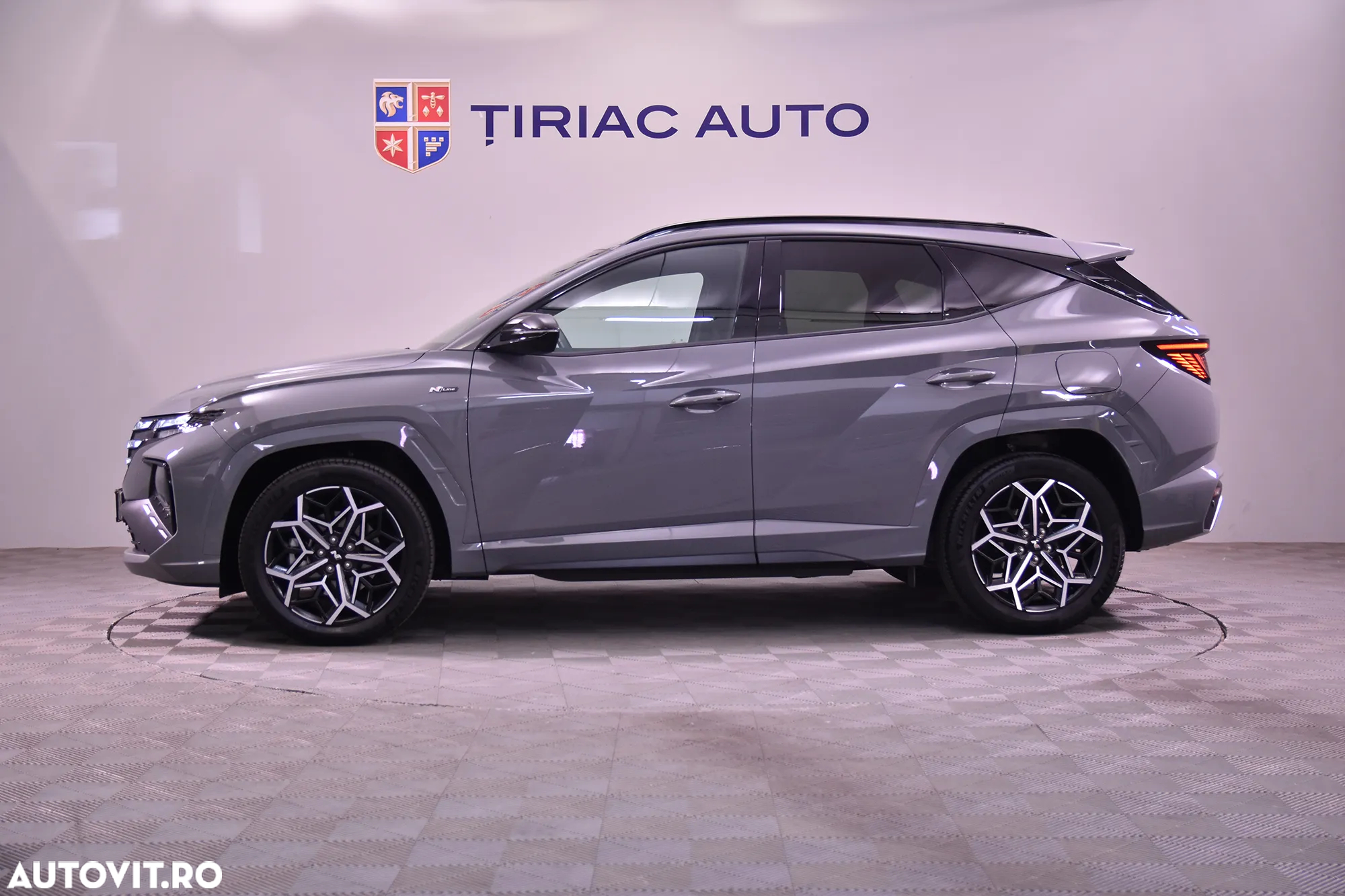 Hyundai Tucson - 2