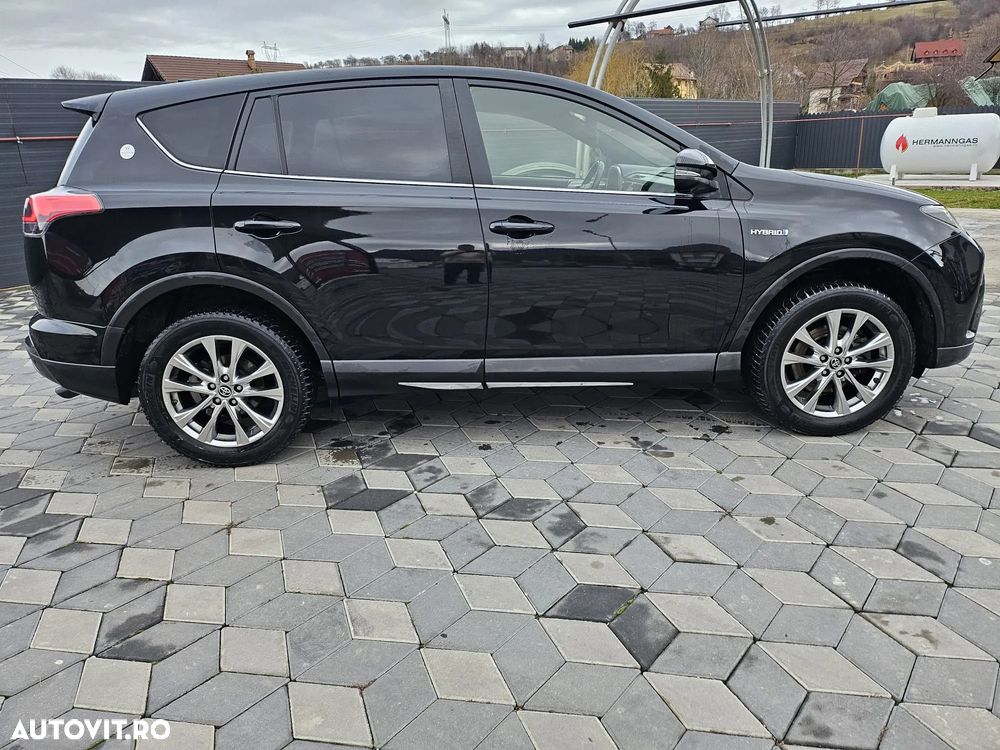 TOYOTA RAV4 2017 — imagine 11