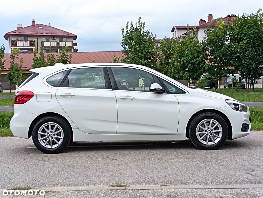 BMW Seria 2 218i - 13