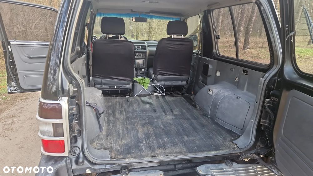 Mitsubishi Pajero 2.5 TD GL - 4