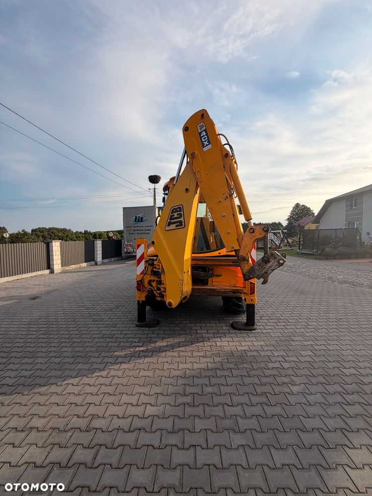 JCB 4CX - 4
