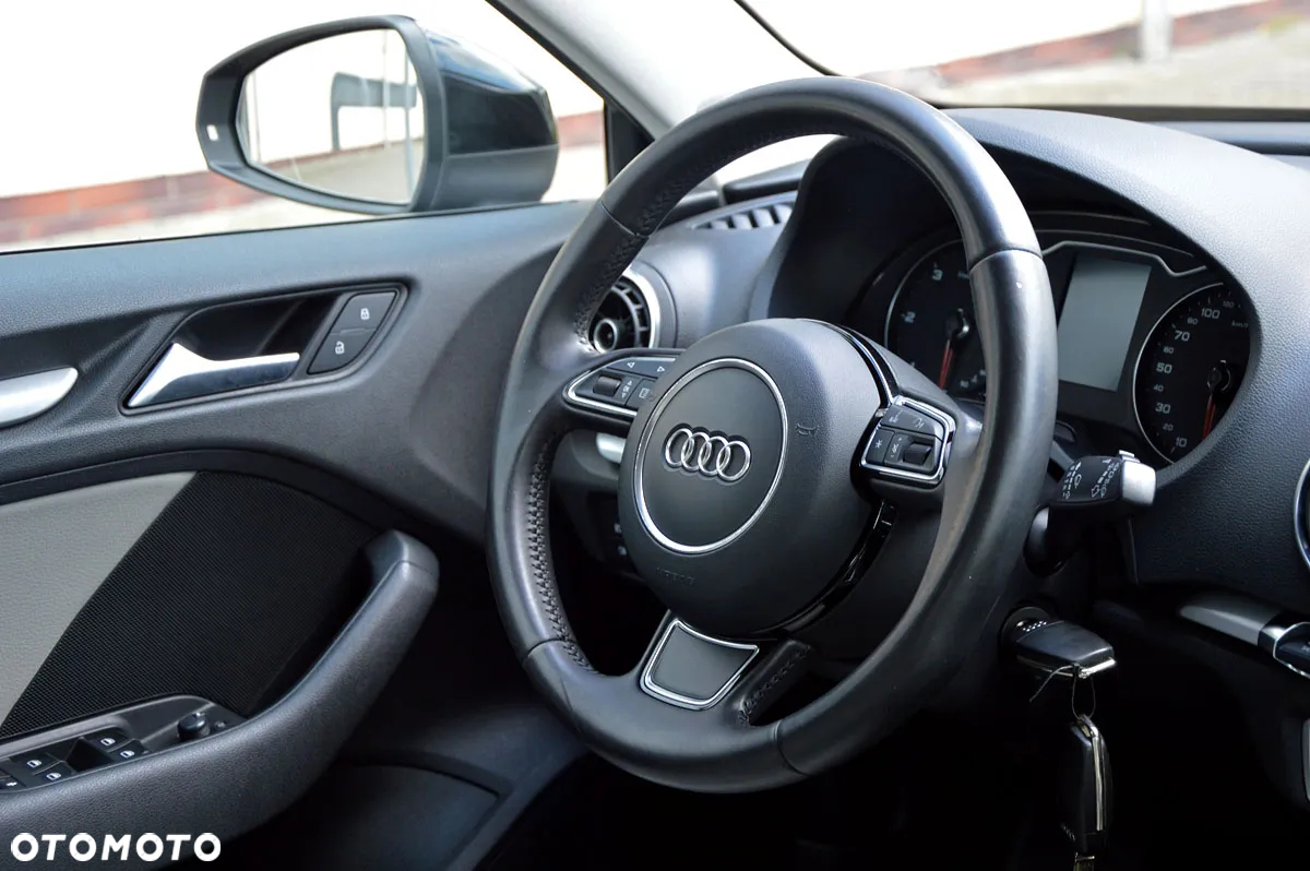 Audi A3 Sportback 1.6 TDI (clean diesel) Ambiente - 12