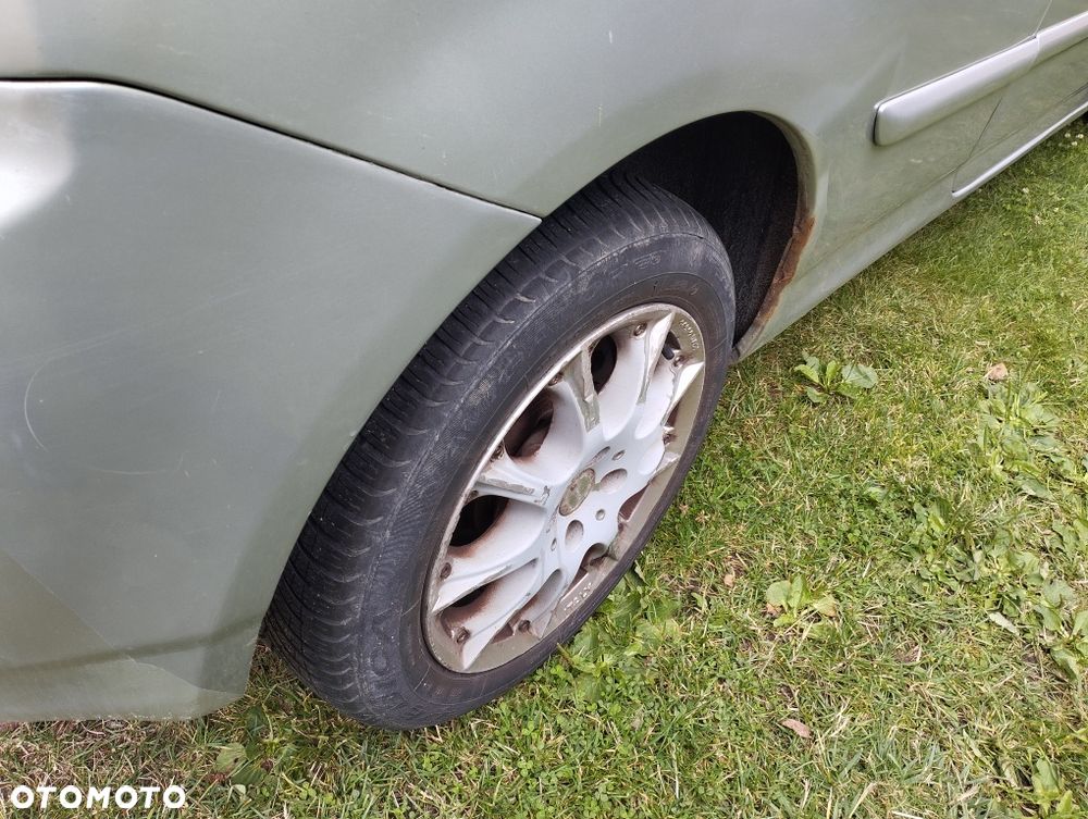 Toyota Corolla - 6