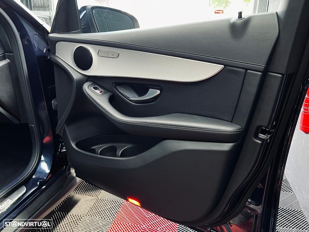 Mercedes-Benz GLC 300 e 4Matic - 41
