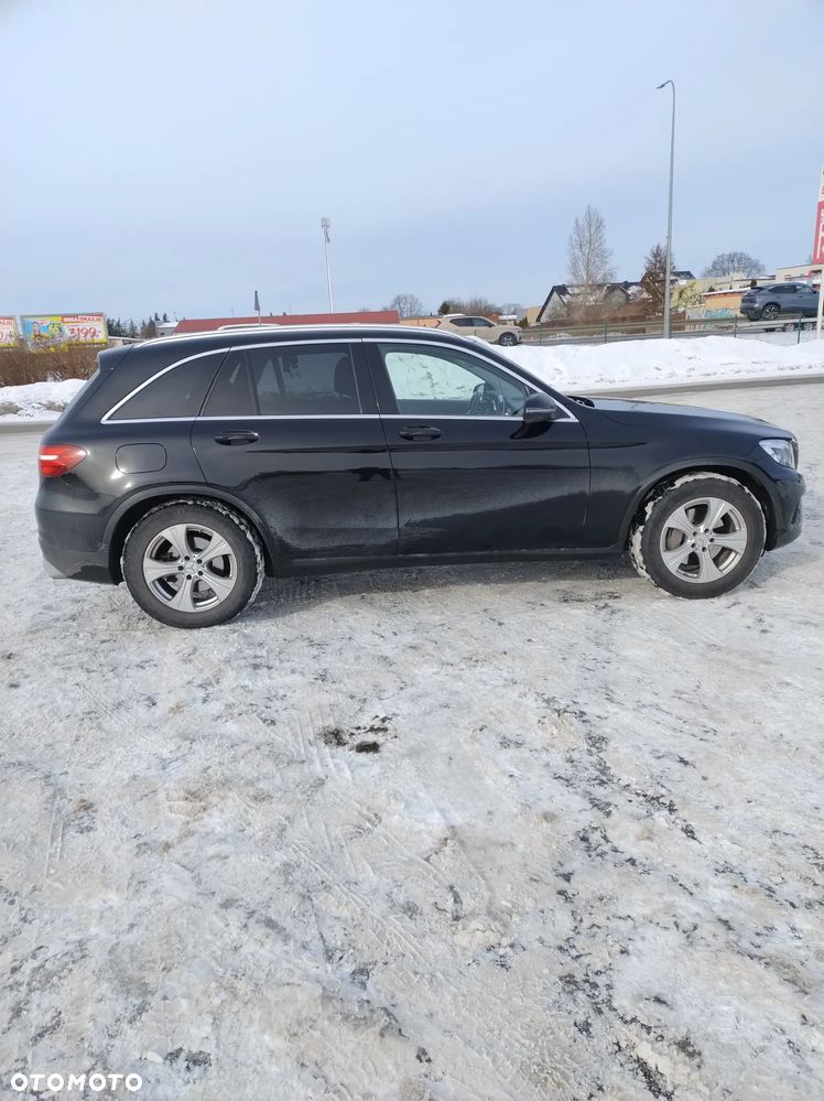 Mercedes-Benz GLC - 1