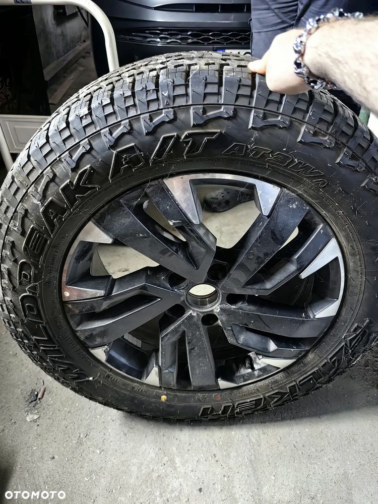 Volkswagen Amarok 3.0 V6 TDi 4MOTION Dark Label - 2