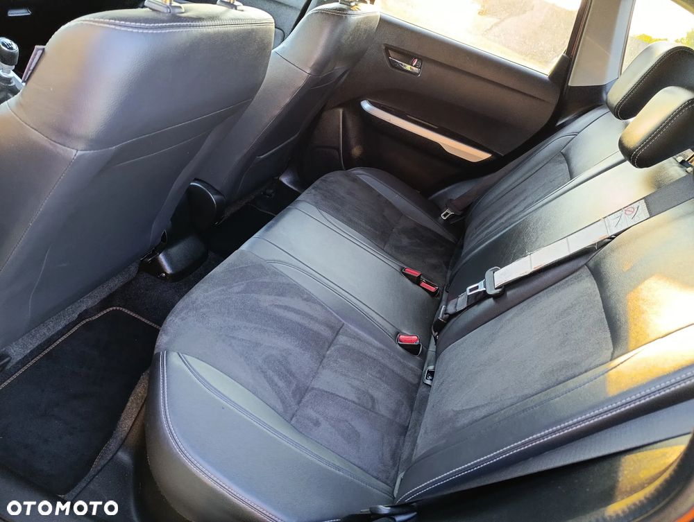 Suzuki Vitara 1.6 (4x2) Comfort+ - 14