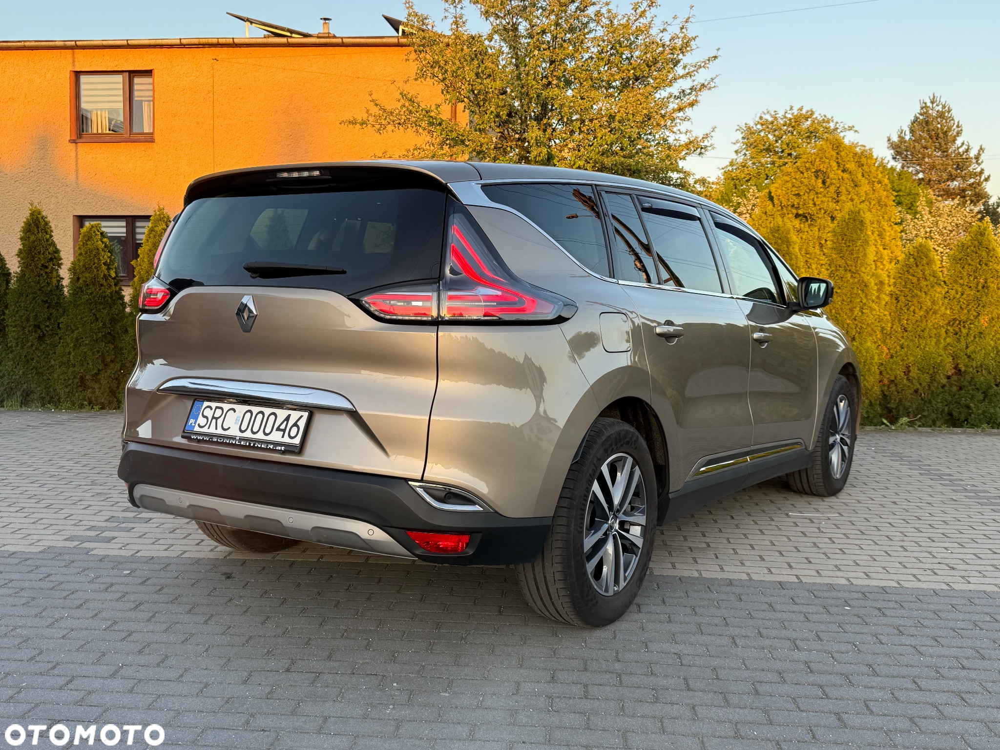 Renault Espace Energy dCi 160 EDC Intens - 8