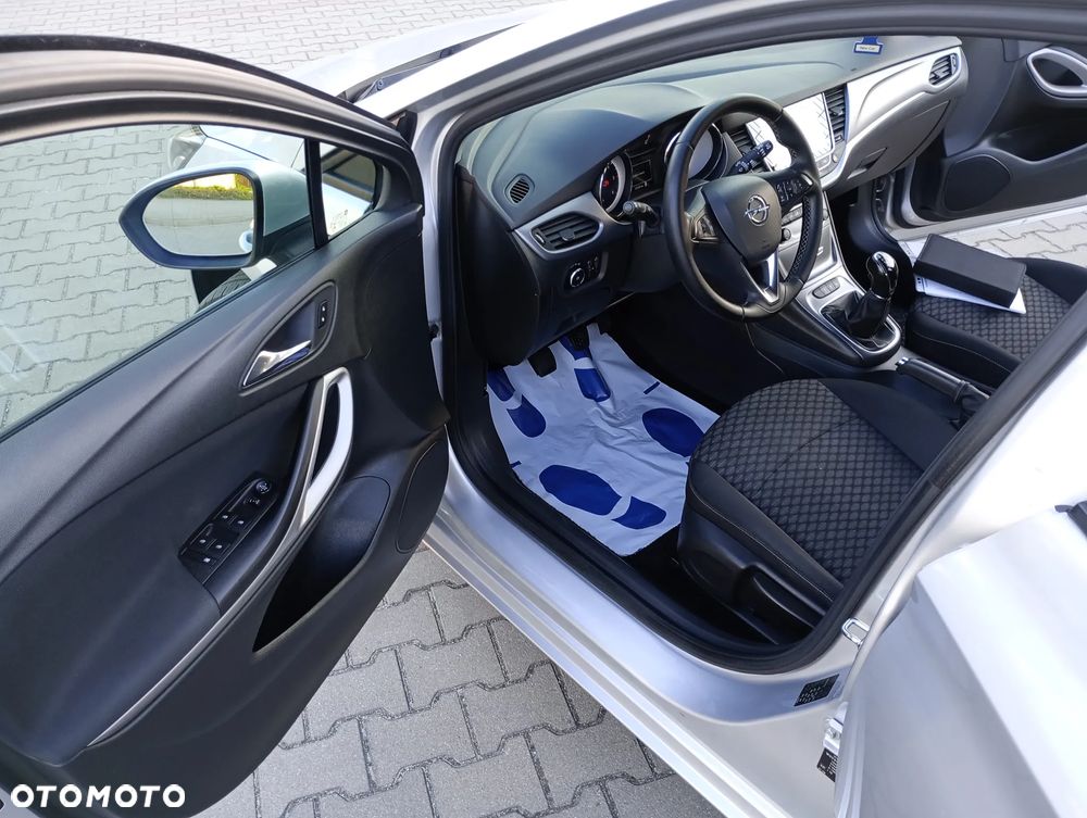 Opel Astra 1.6 D (CDTI) Edition - 10