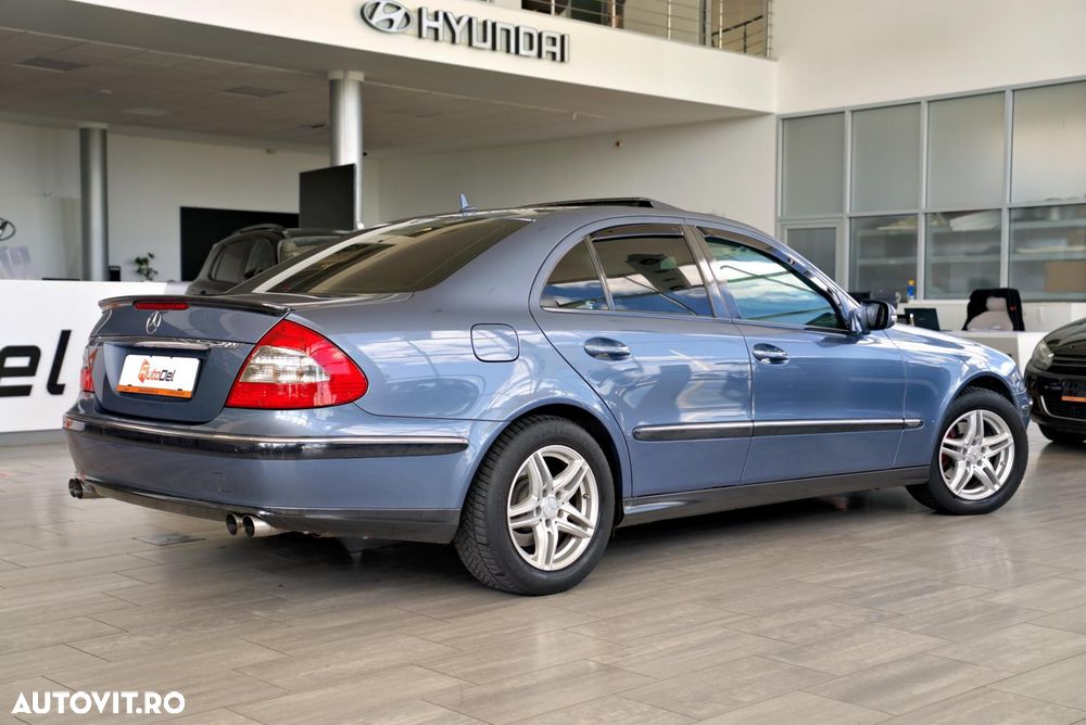 Mercedes-Benz E 200 Kompressor Automatik Elegance - 12