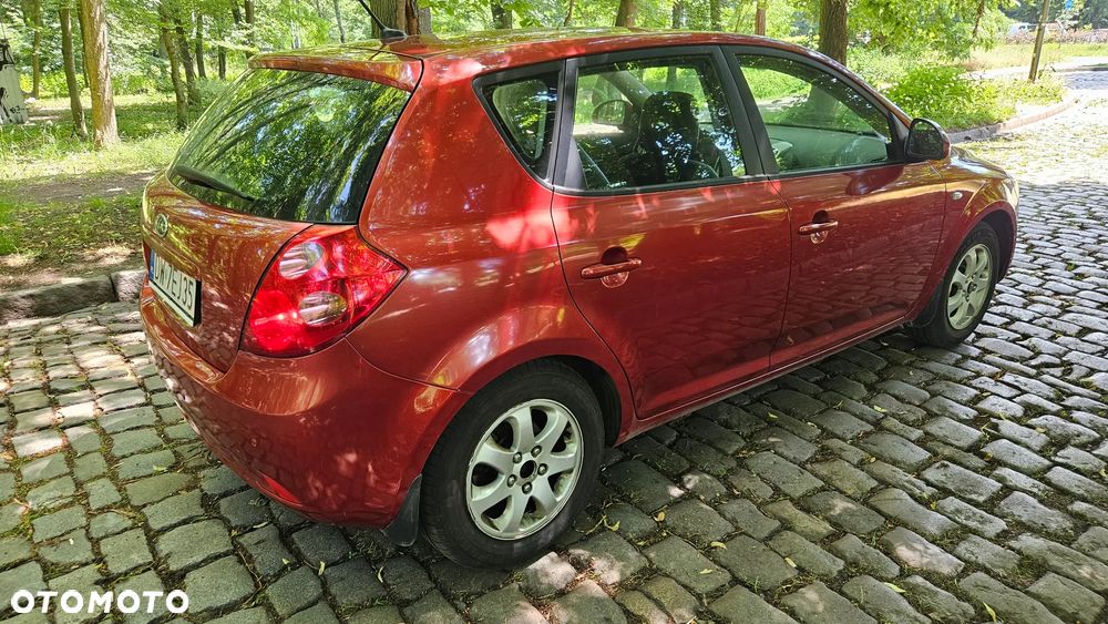 Kia Ceed 1.6 Optimum + - 2