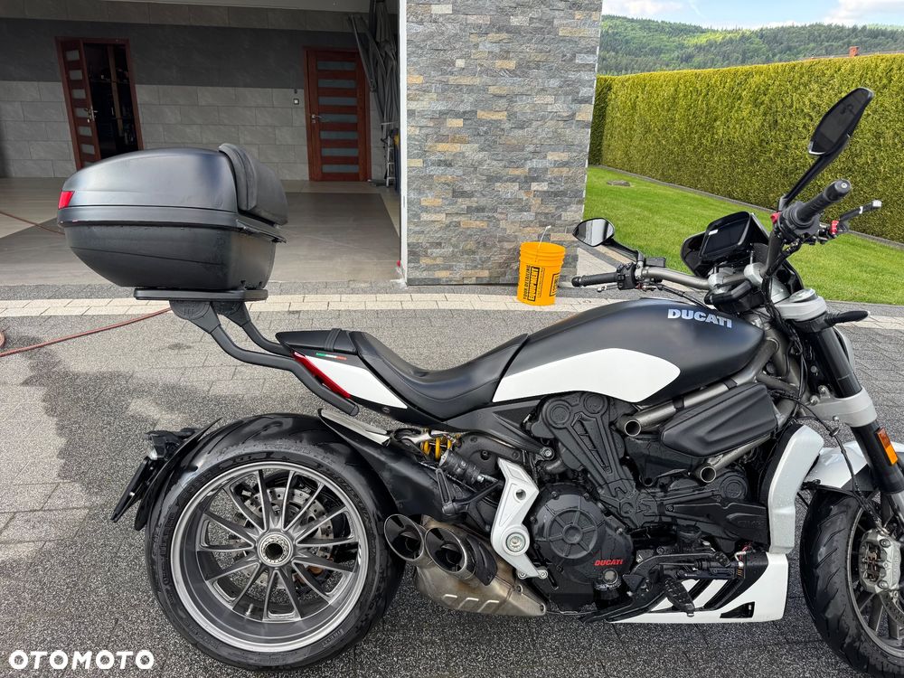 Ducati Diavel - 4