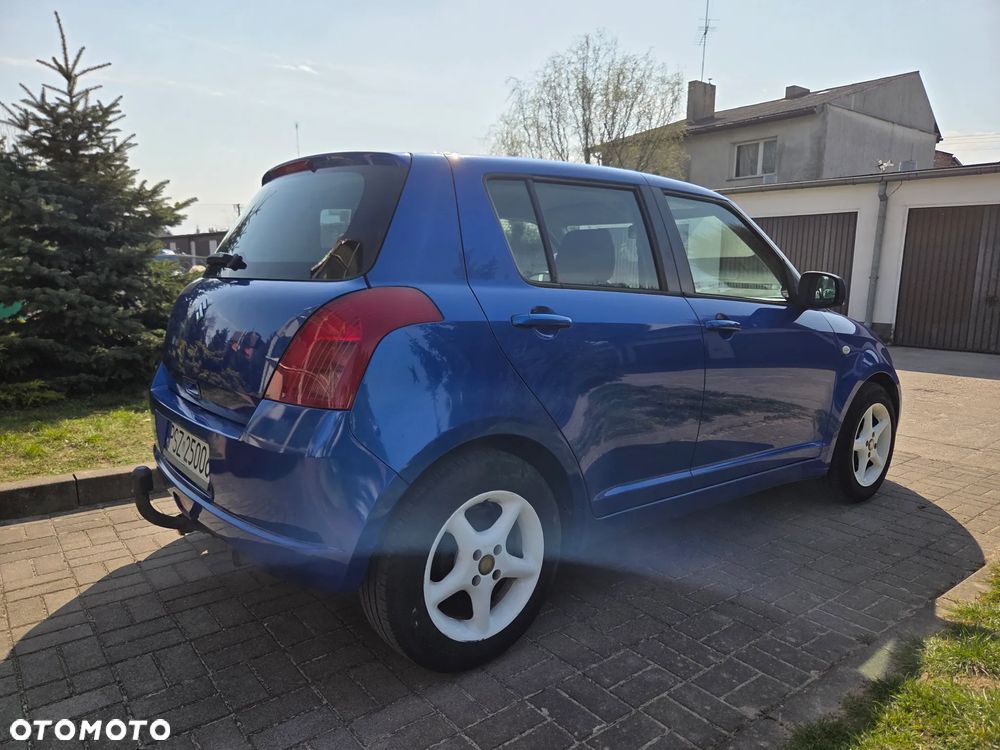 Suzuki Swift - 11