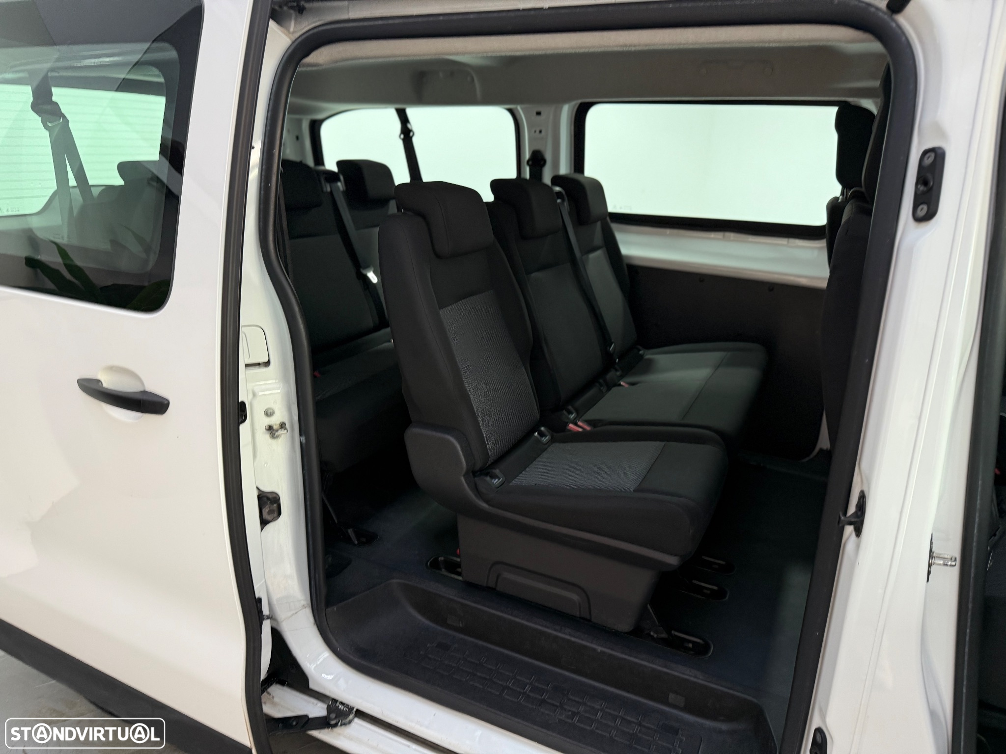 Peugeot Traveller 1.5 BlueHDi L3H1 Active Long - 9