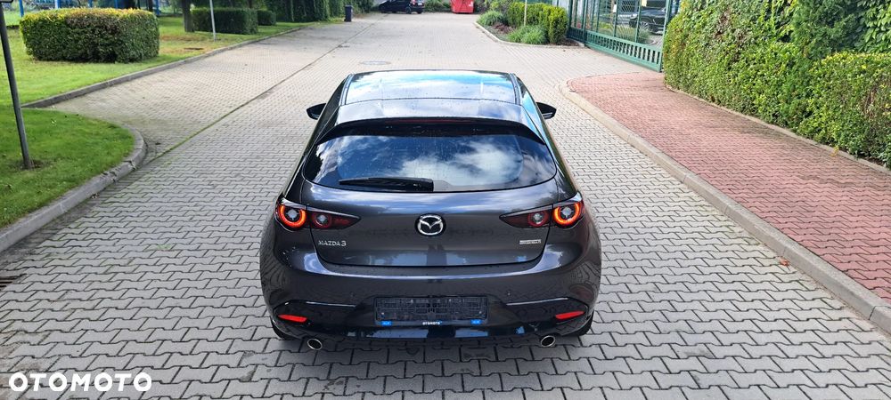 Mazda 3 - 10