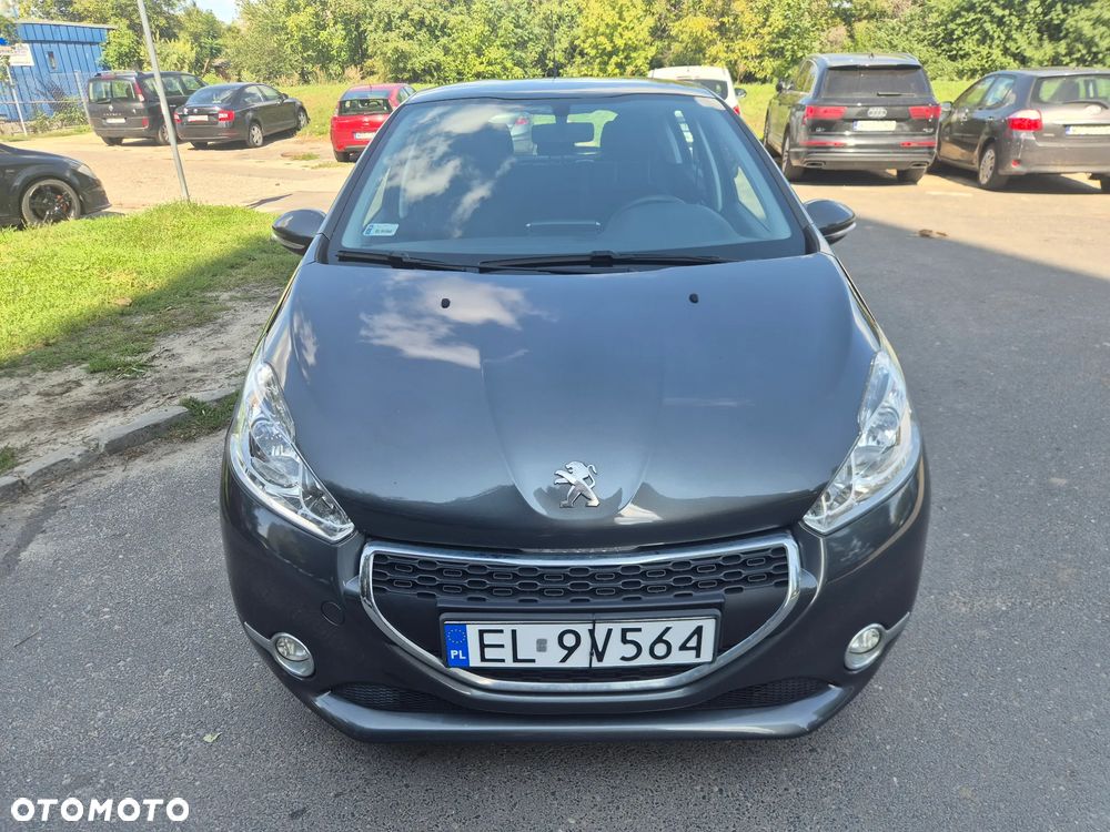 Peugeot 208 1.2 PureTech Allure - 5