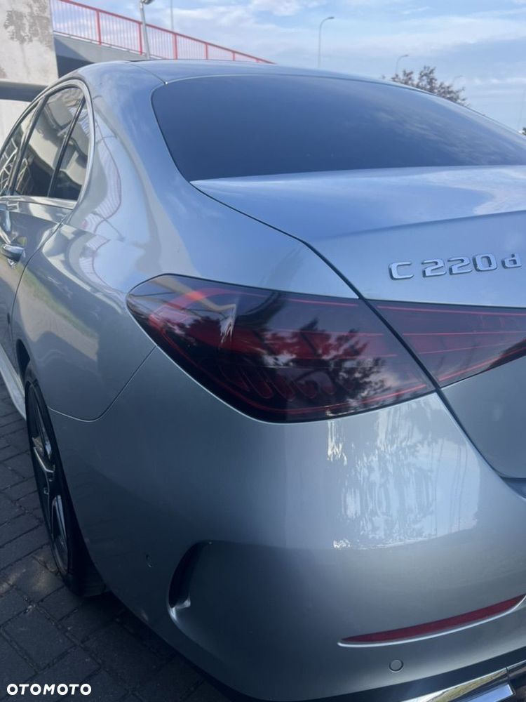 Mercedes-Benz Klasa C 220 d 9G-TRONIC AMG Line - 17