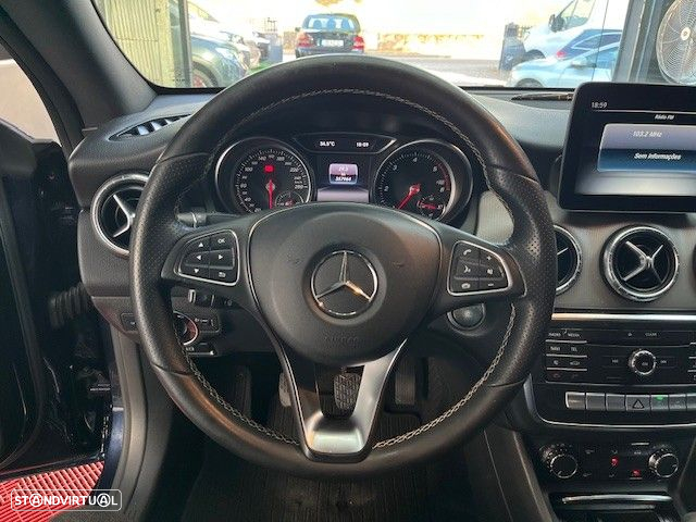 Mercedes-Benz CLA 200 d Urban - 13