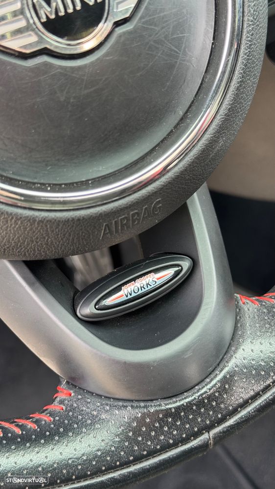 MINI 3 Portas John Cooper Works Auto Desportiva - 11