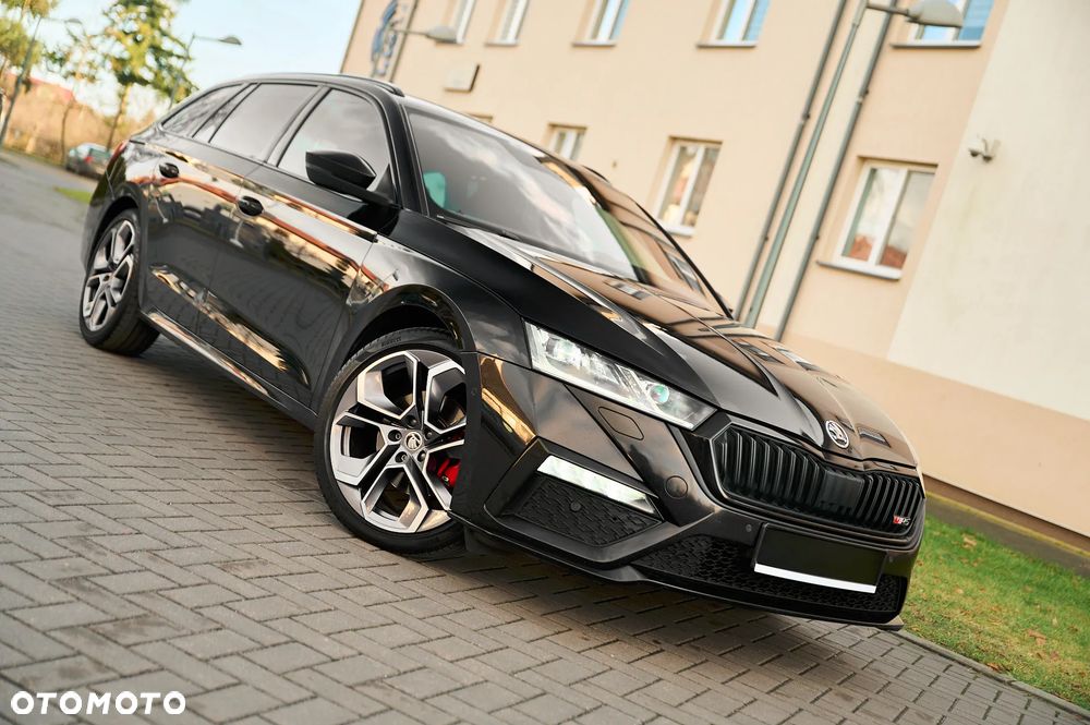 Skoda Octavia 2.0 TDI DSG RS - 1