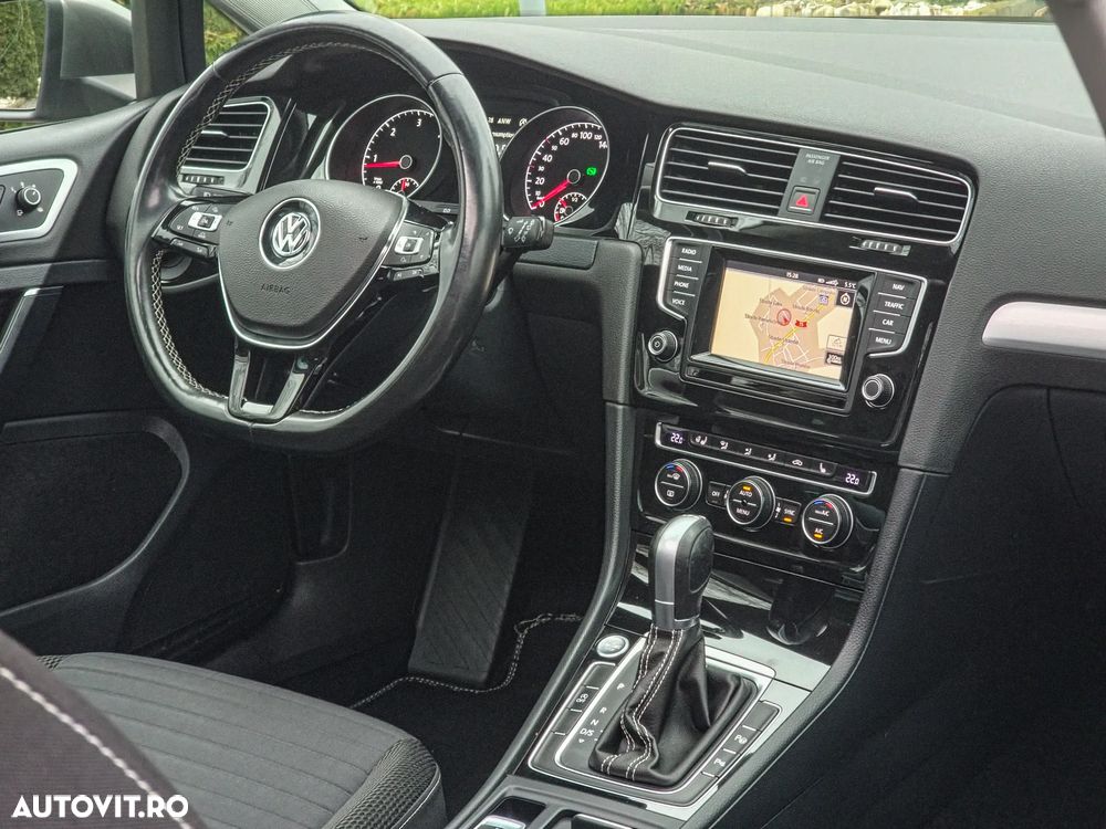 Volkswagen Golf 2.0 TDI BlueMotion Technology DSG Cup - 13