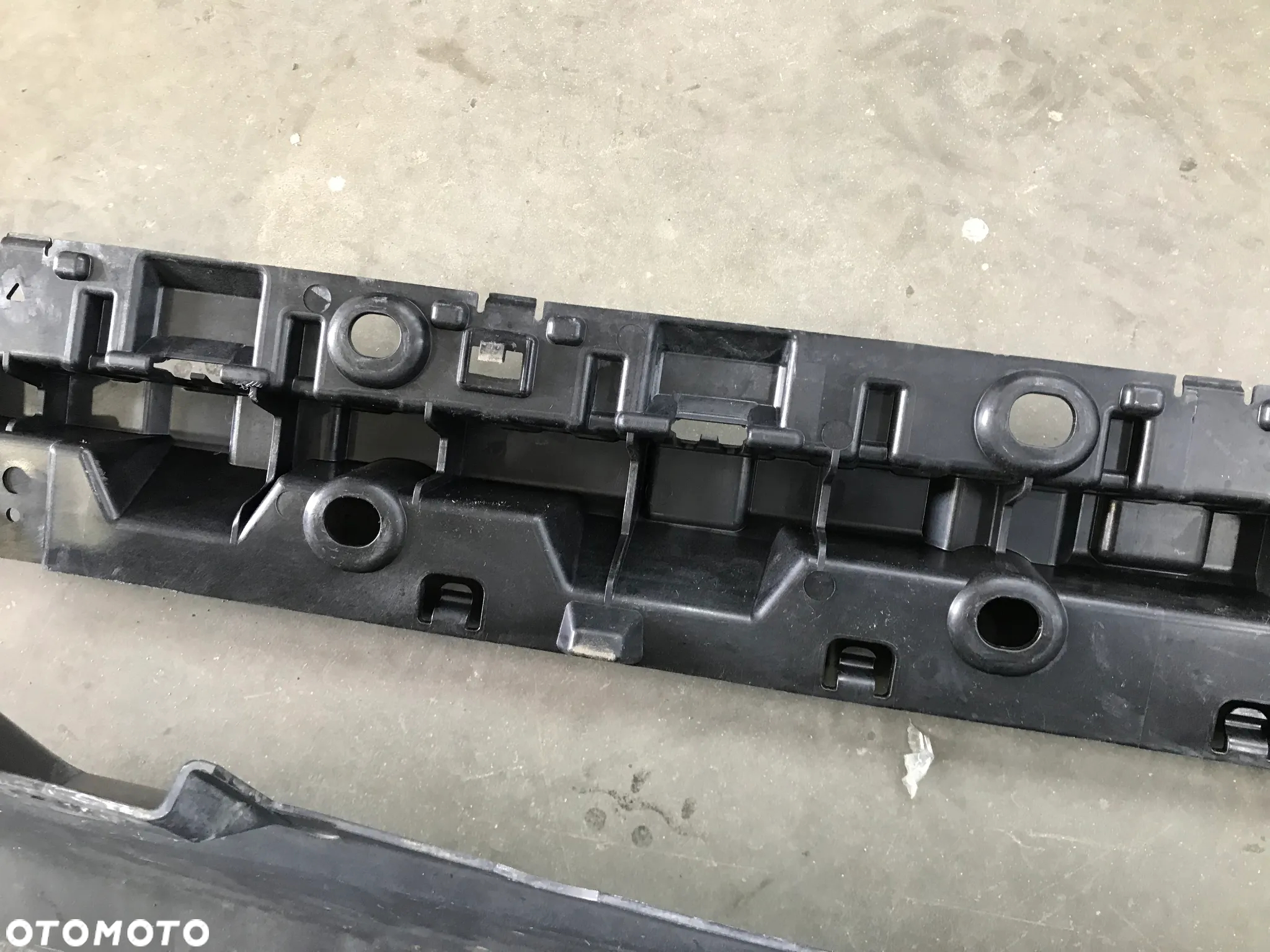 Nakładka progu BMW x6 G06 m-pakiet 19- prawa listwa progowa + ślizg KOMPLET 868012 868011 - 31