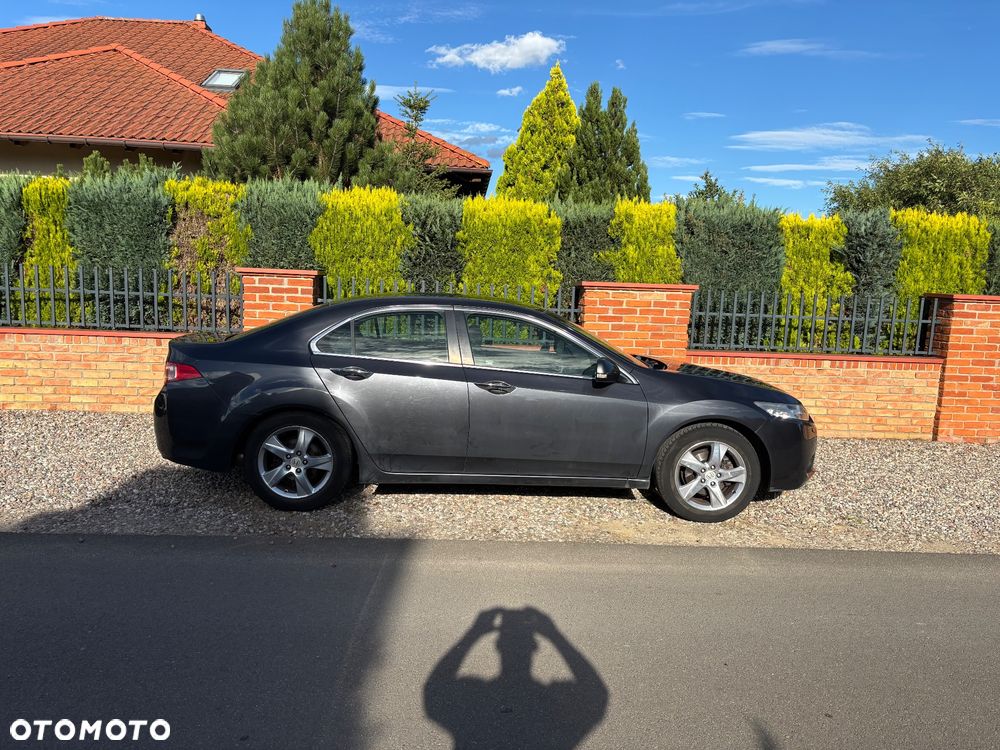 Honda Accord 2.0 Elegance - 2