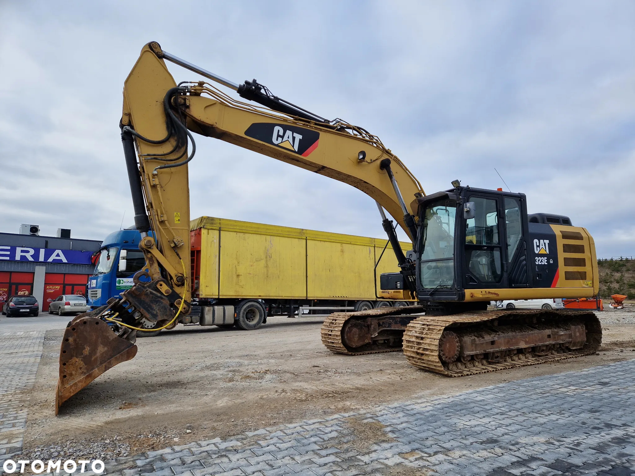 Caterpillar 323 EL - 10