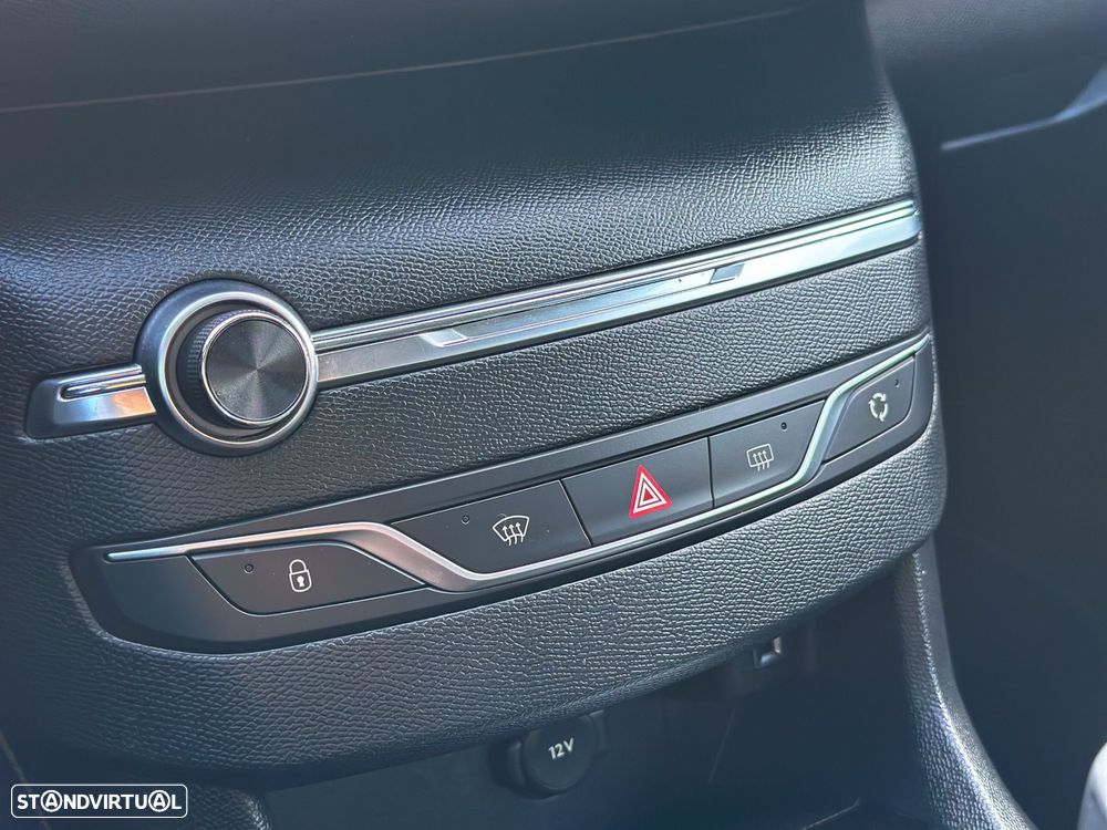 Peugeot 308 1.5 BlueHDi Active - 19