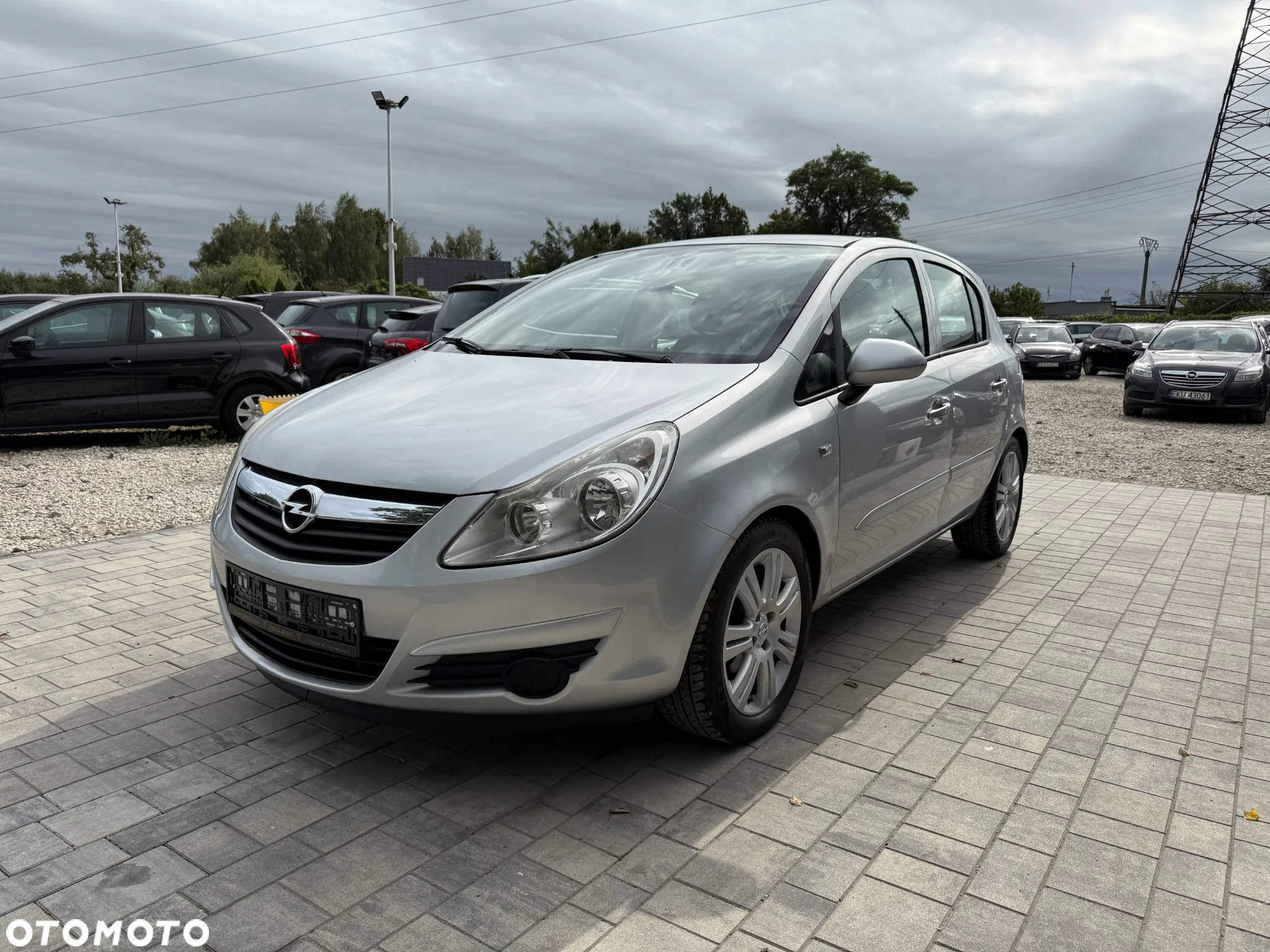 Opel Corsa 1.4 16V Cosmo - 28