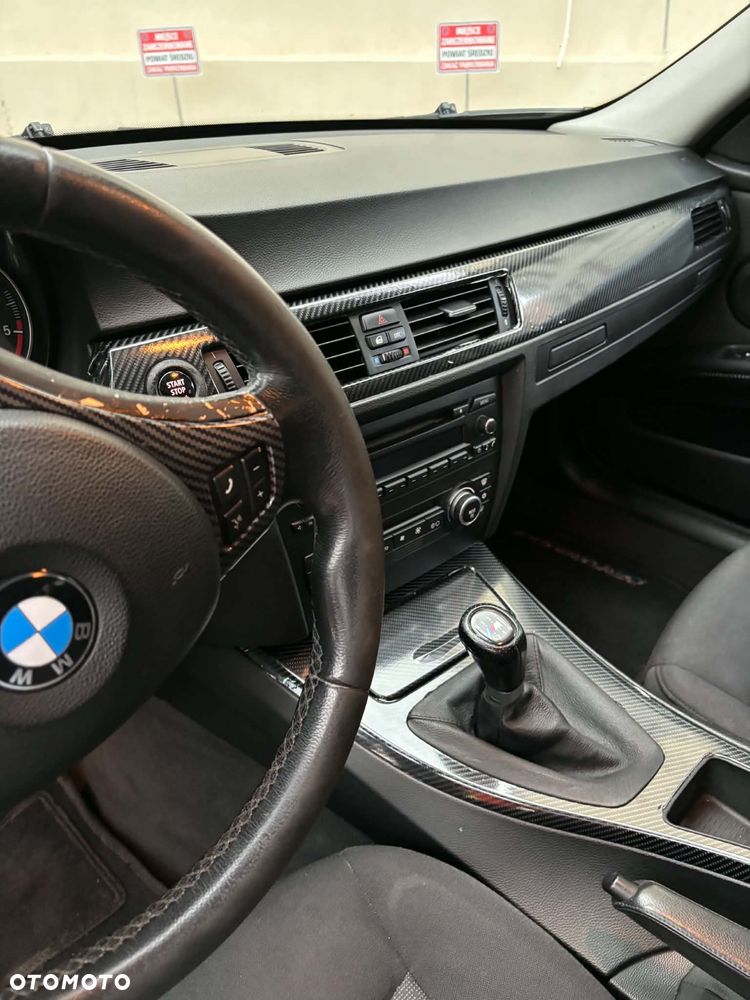 BMW Seria 3 320d - 12