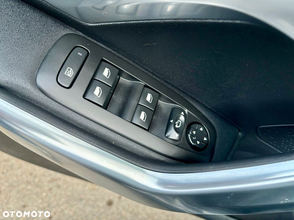 Peugeot 2008 PureTech 130 GPF Stop&Start Crossway - 22