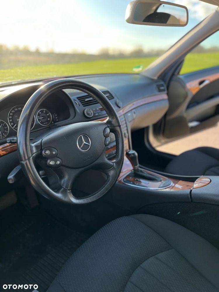 Mercedes-Benz Klasa E - 12