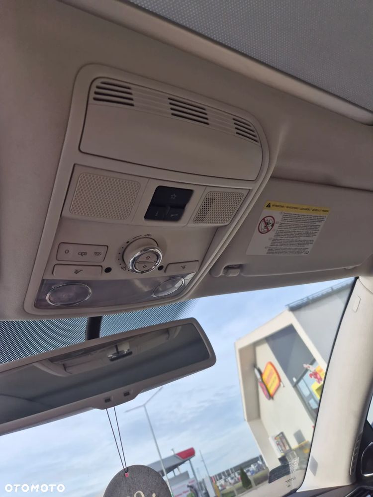 Volkswagen Passat 2.0 TDI 4Mot Highline DSG - 17