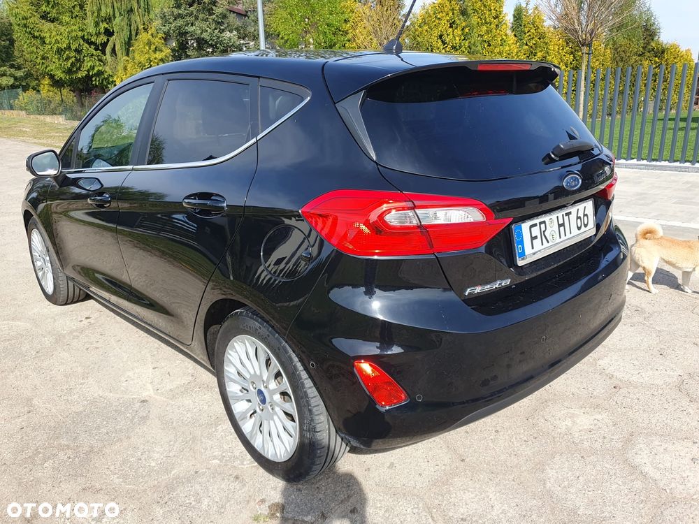 Ford Fiesta 1.0 EcoBoost S&S TITANIUM - 5