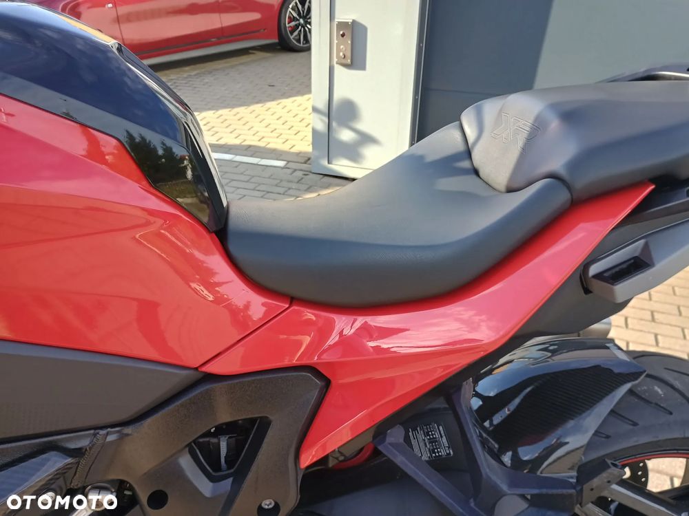BMW XR - 23
