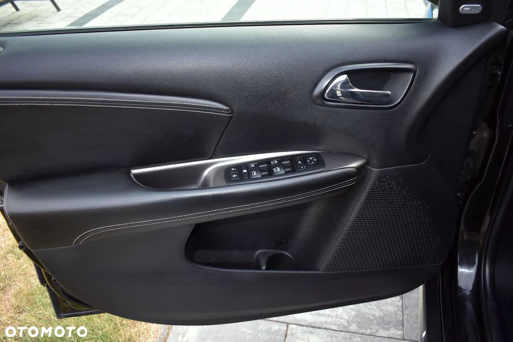 Fiat Freemont 2.0 Multijet 16V DPF Automatik Allrad Black Code - 22