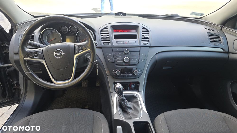 Opel Insignia - 11