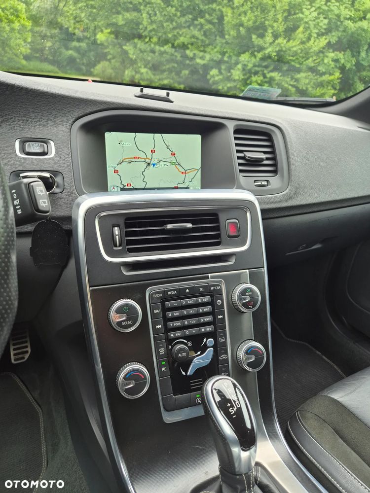 Volvo V60 - 14