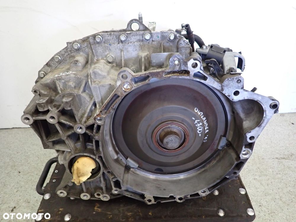 MITSUBISHI OUTLANDER II 2.2 DID 06- SKRZYNIA BIEGÓW AUTOMATYCZNA - 4