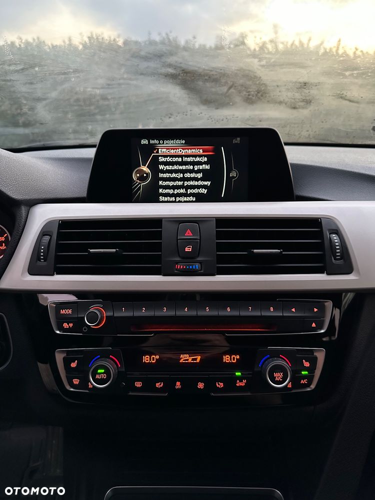 BMW Seria 3 - 16