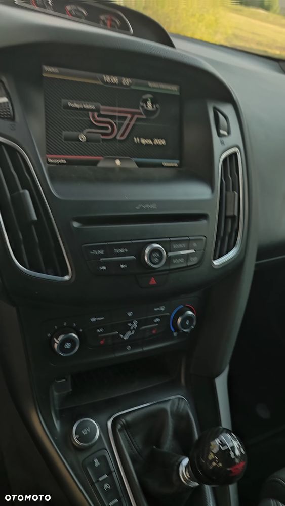 Ford Focus - 16