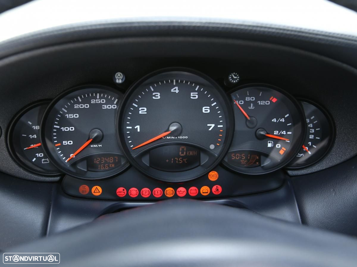 Porsche 911 (996) - 22
