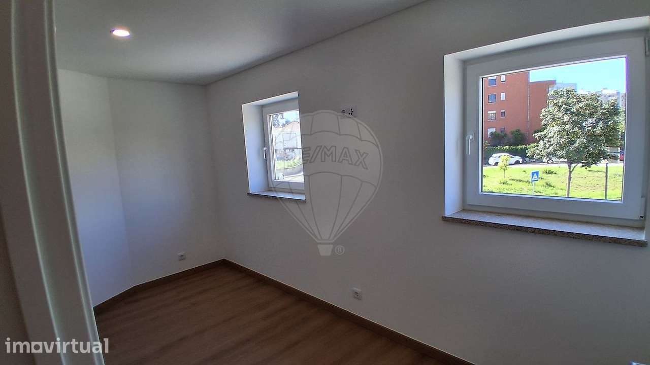 Apartamento T2 para arrendamento - Grande imagem: 2/8