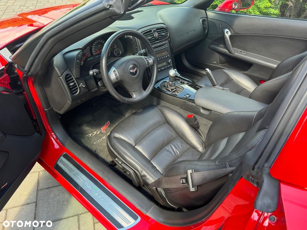 Chevrolet Corvette - 18