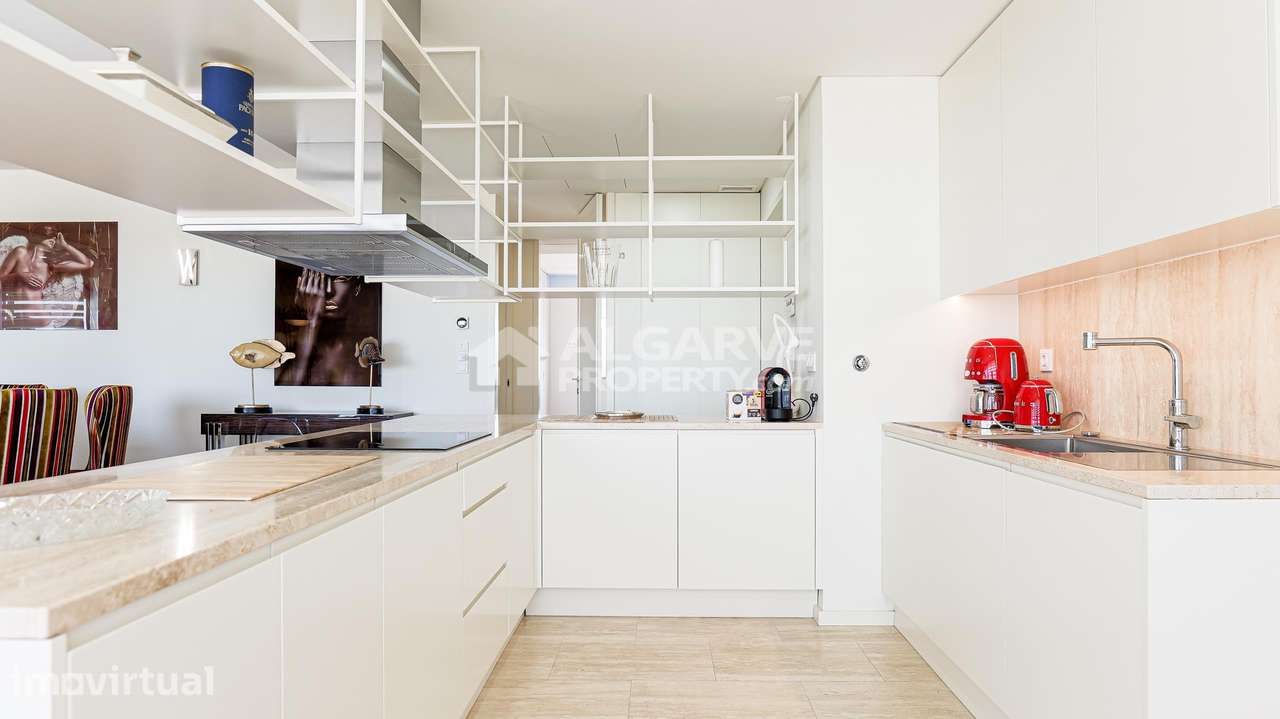 Apartamento T2 junto da MARINA e da PRAIA com vista GOLFE em Vilamoura - Grande imagem: 3/36